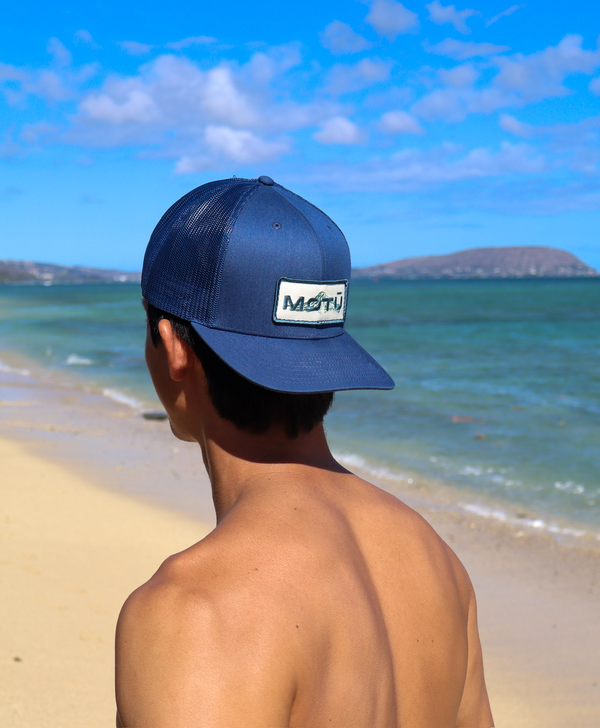 MOTŪ Mountain Patch Blue Hat